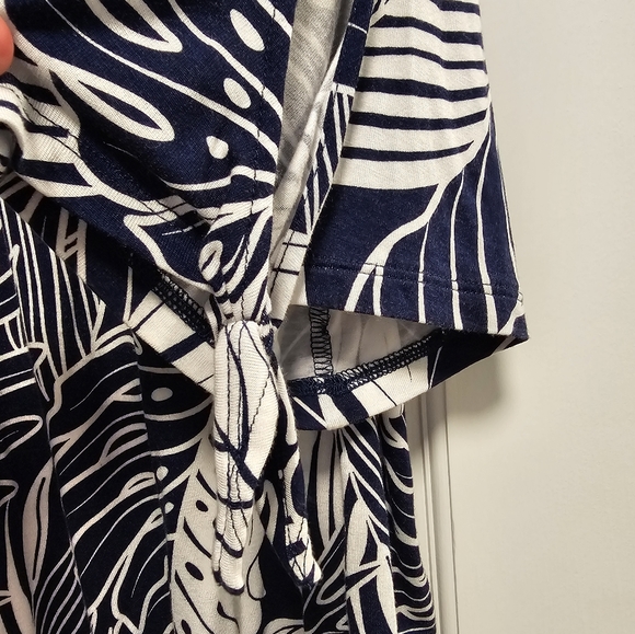 Tommy Bahama top - Picture 6 of 7